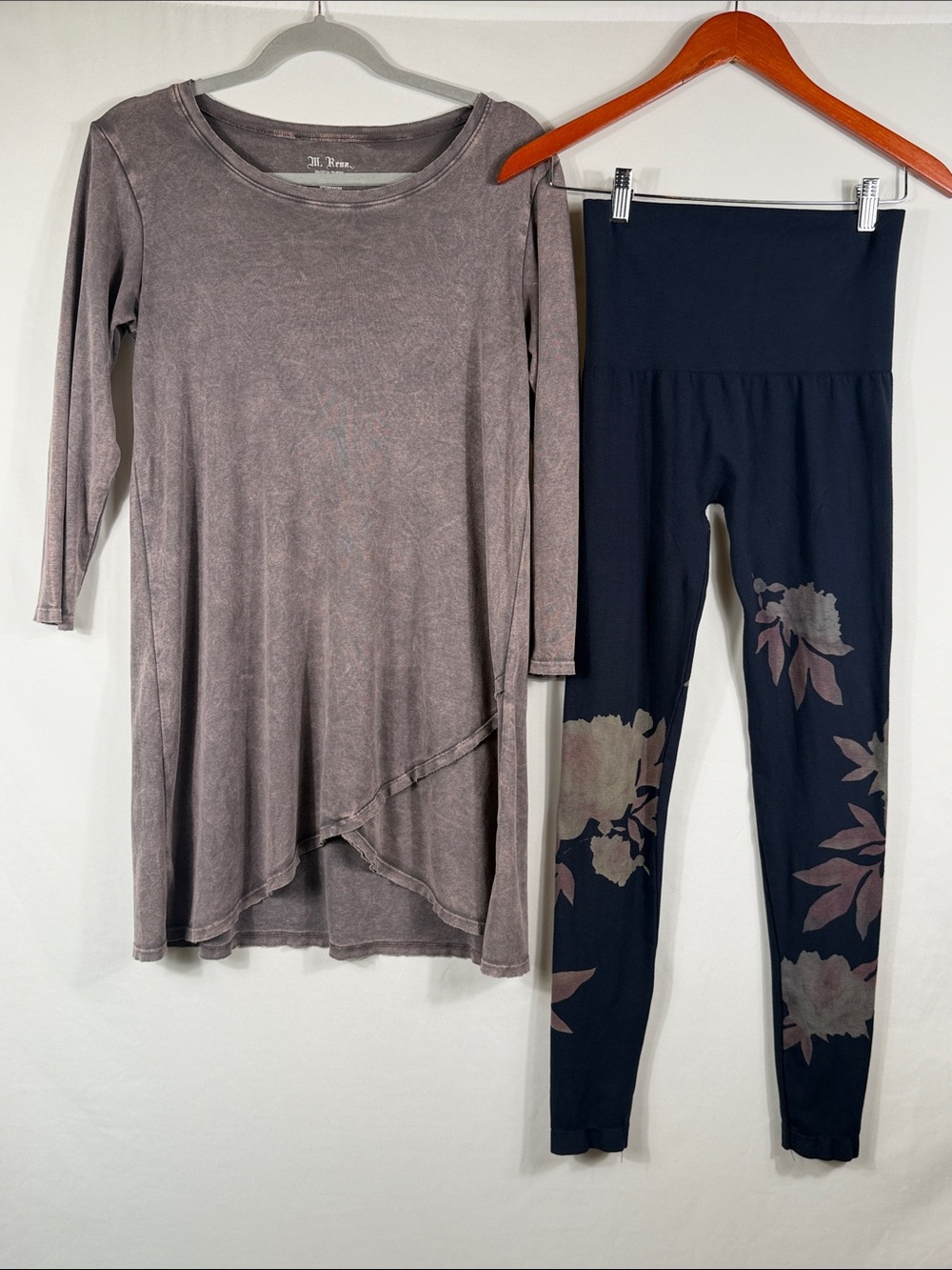 Set of 2 Mauve Washed Tunic Top & Navy Floral Leggings Top S‎ legging One Size